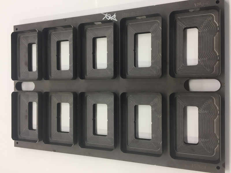 Die with milled pockets